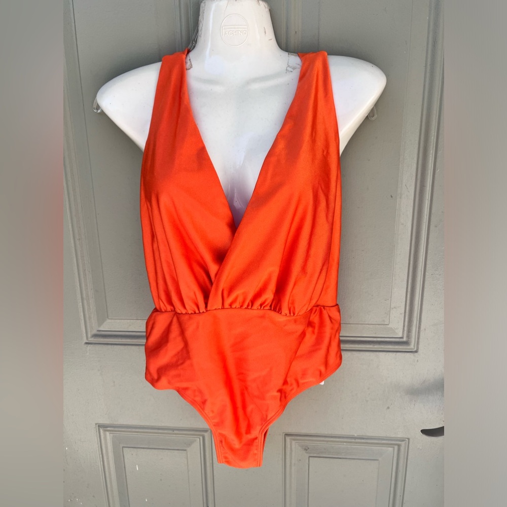 Bathing suit